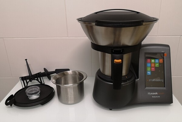 Analisi del robot da cucina Taurus MyCook Touch