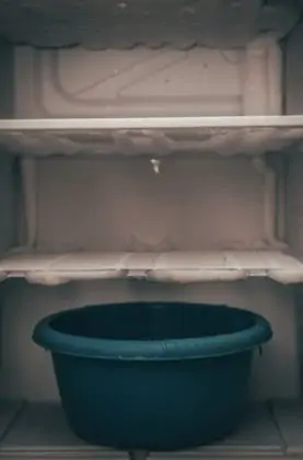 agua caliente descongelar congelador